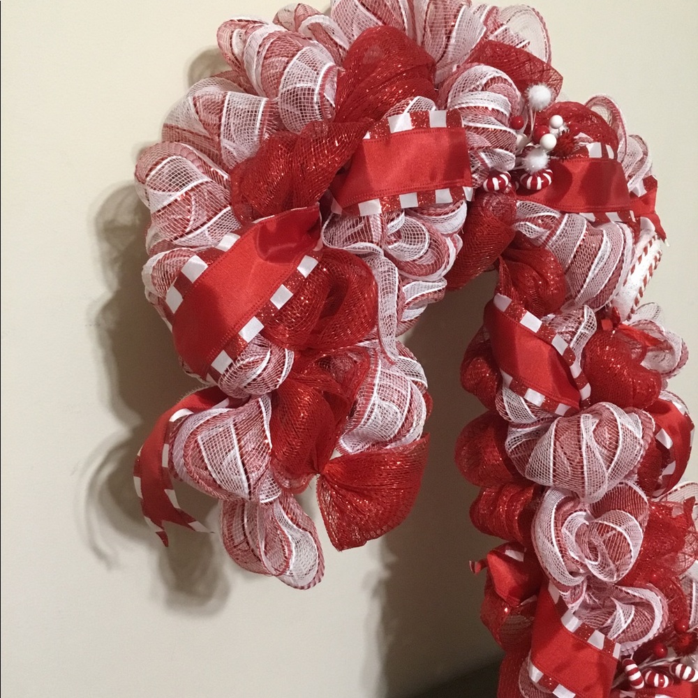 Handmade Christmas Candy Cane Wreath - Picture 4 of 4
